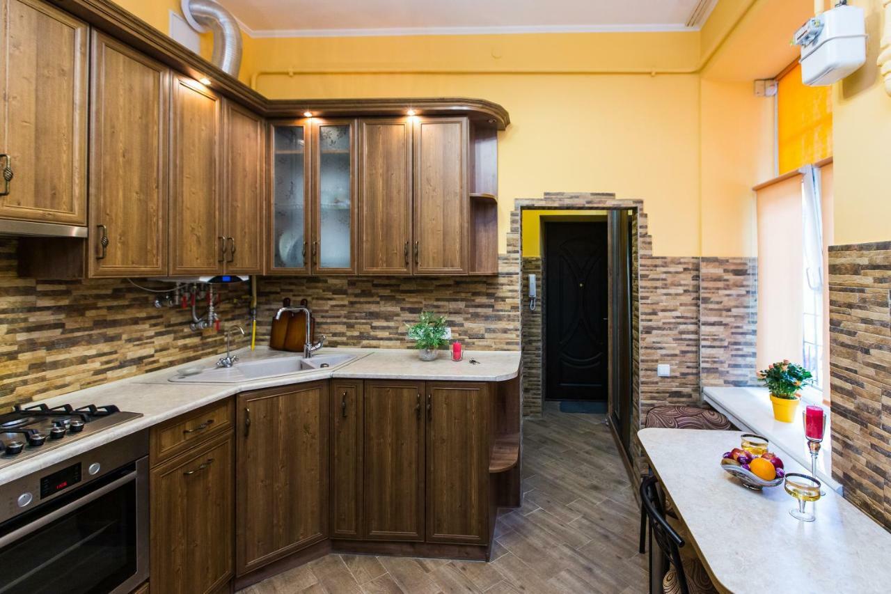 Apartments On Sholom Aleichem Та Ще Варіант Поруч Lviv Buitenkant foto