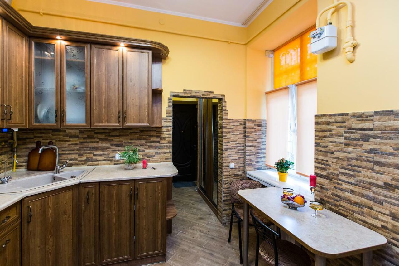 Apartments On Sholom Aleichem Та Ще Варіант Поруч Lviv Buitenkant foto