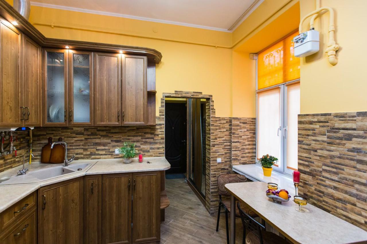 Apartments On Sholom Aleichem Та Ще Варіант Поруч Lviv Buitenkant foto