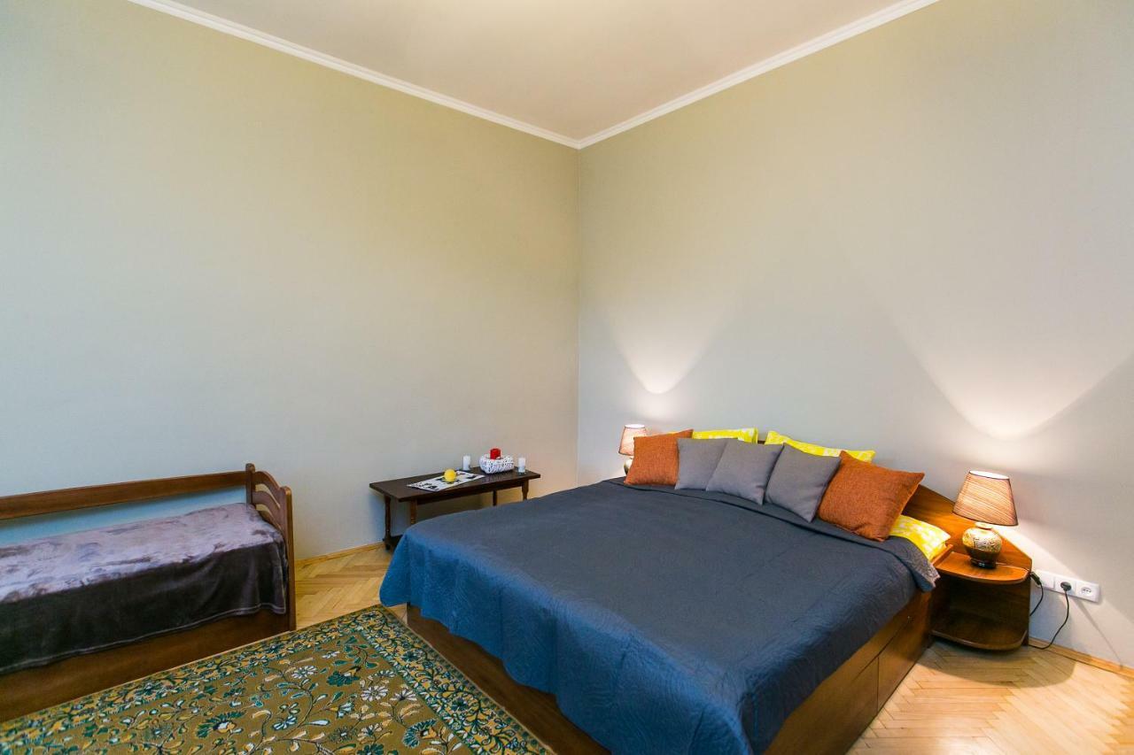 Apartments On Sholom Aleichem Та Ще Варіант Поруч Lviv Buitenkant foto